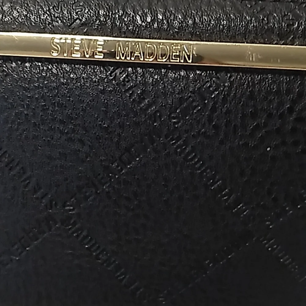 Steve Madden Wallet - Picture 2 of 9